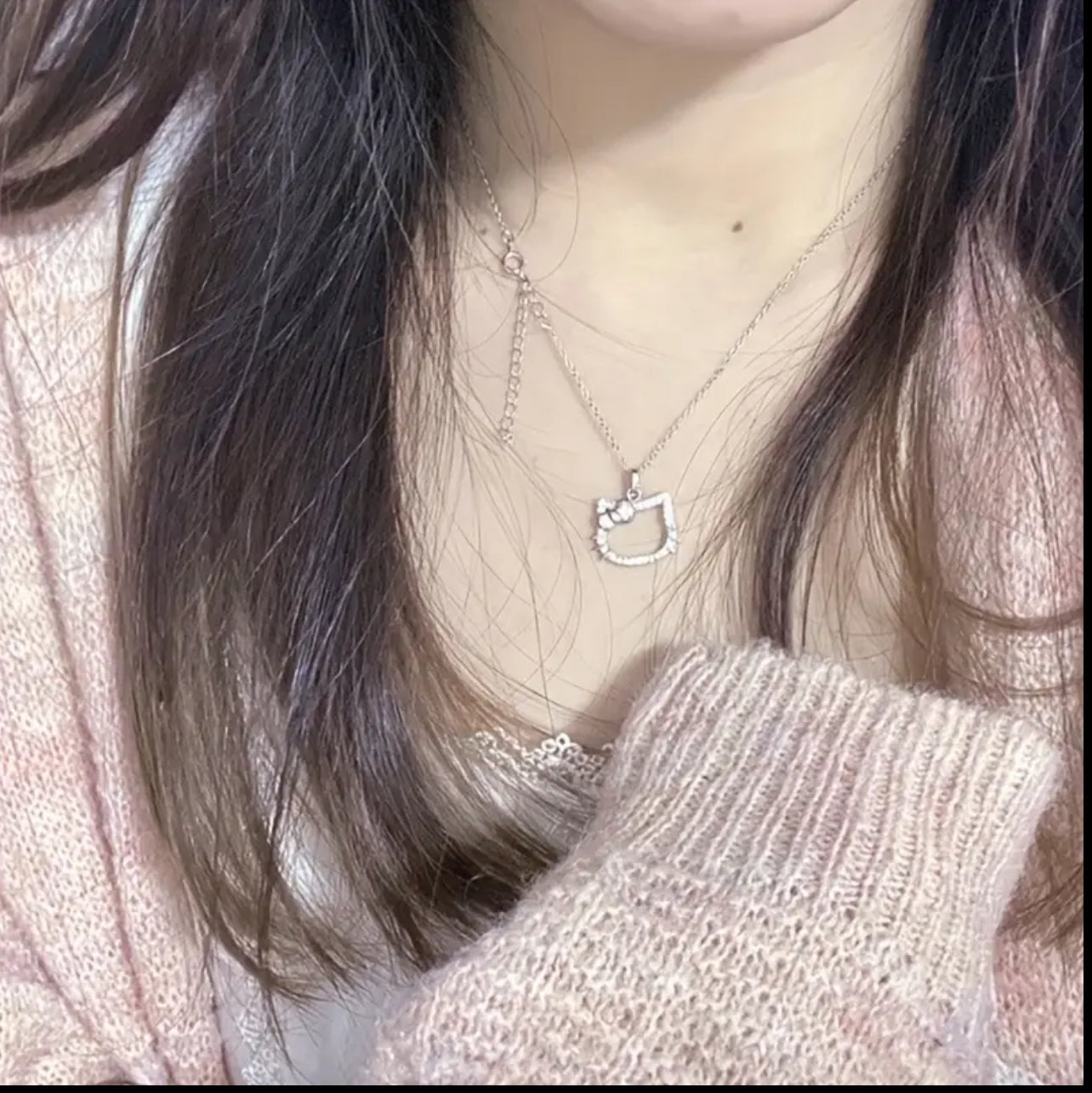 hello kitty necklace