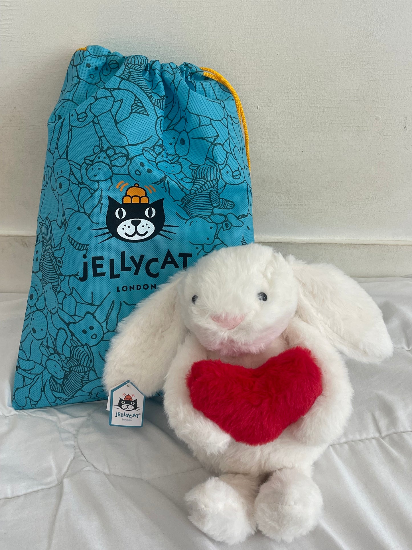 bashful bunny with heart jellycat
