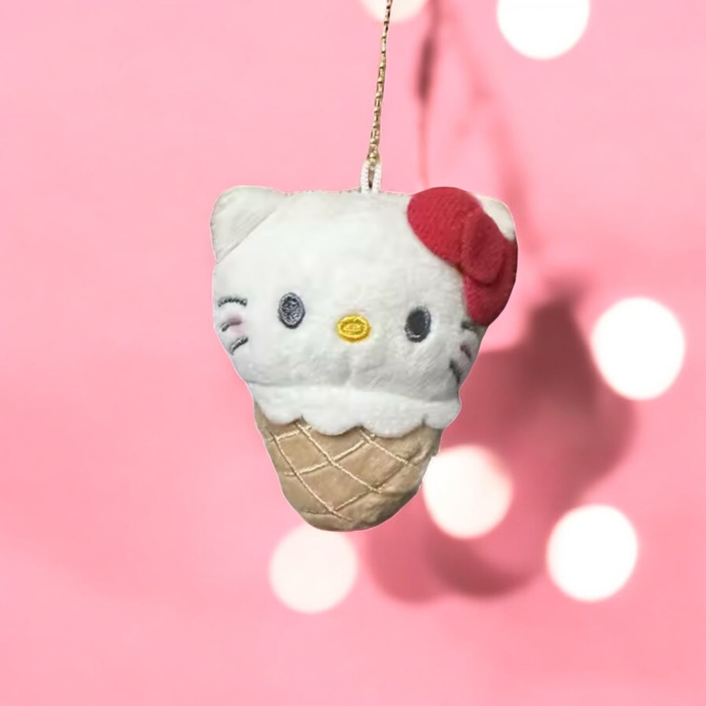 hello kitty ice cream keychain 🍨