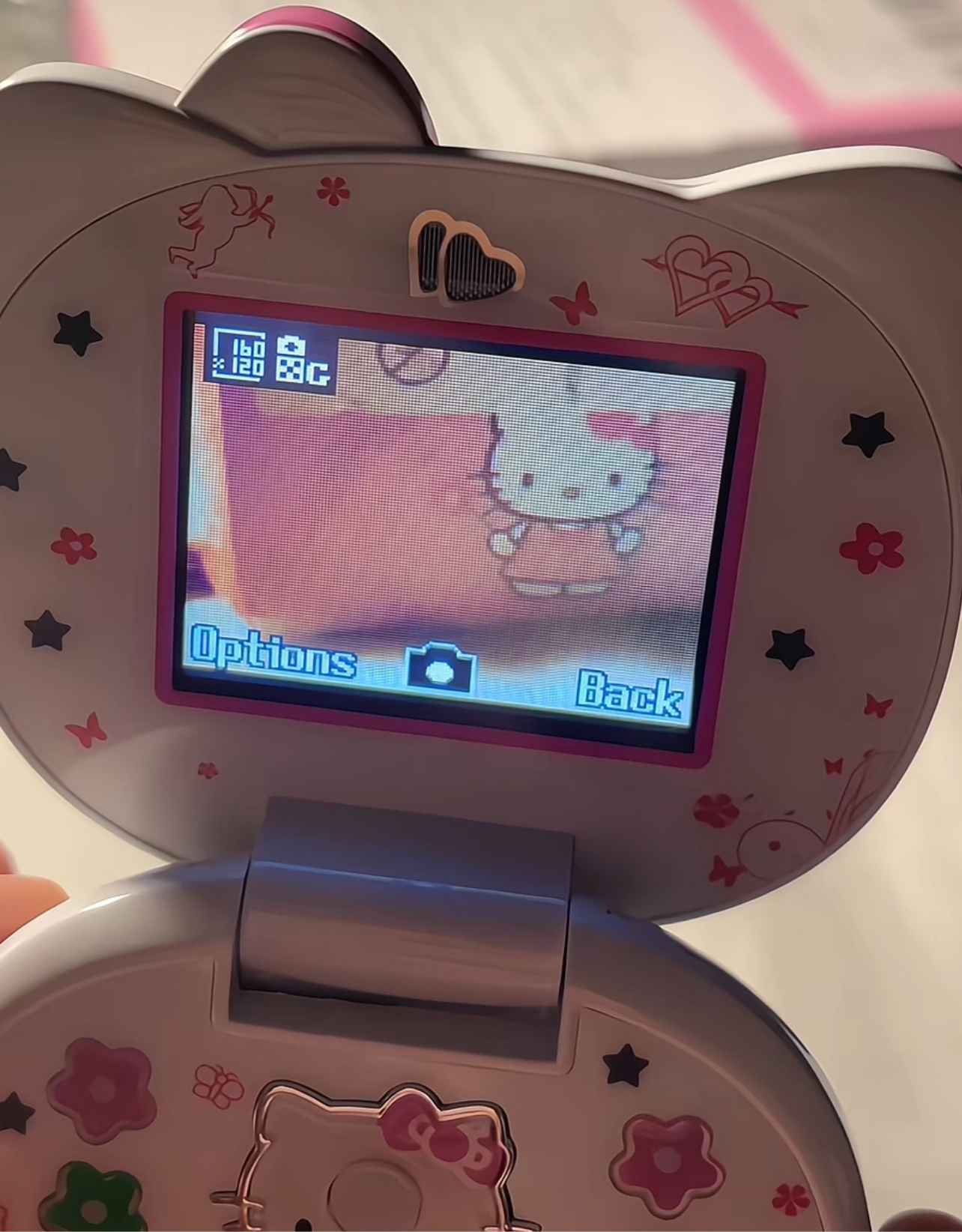 hello kitty flip phone