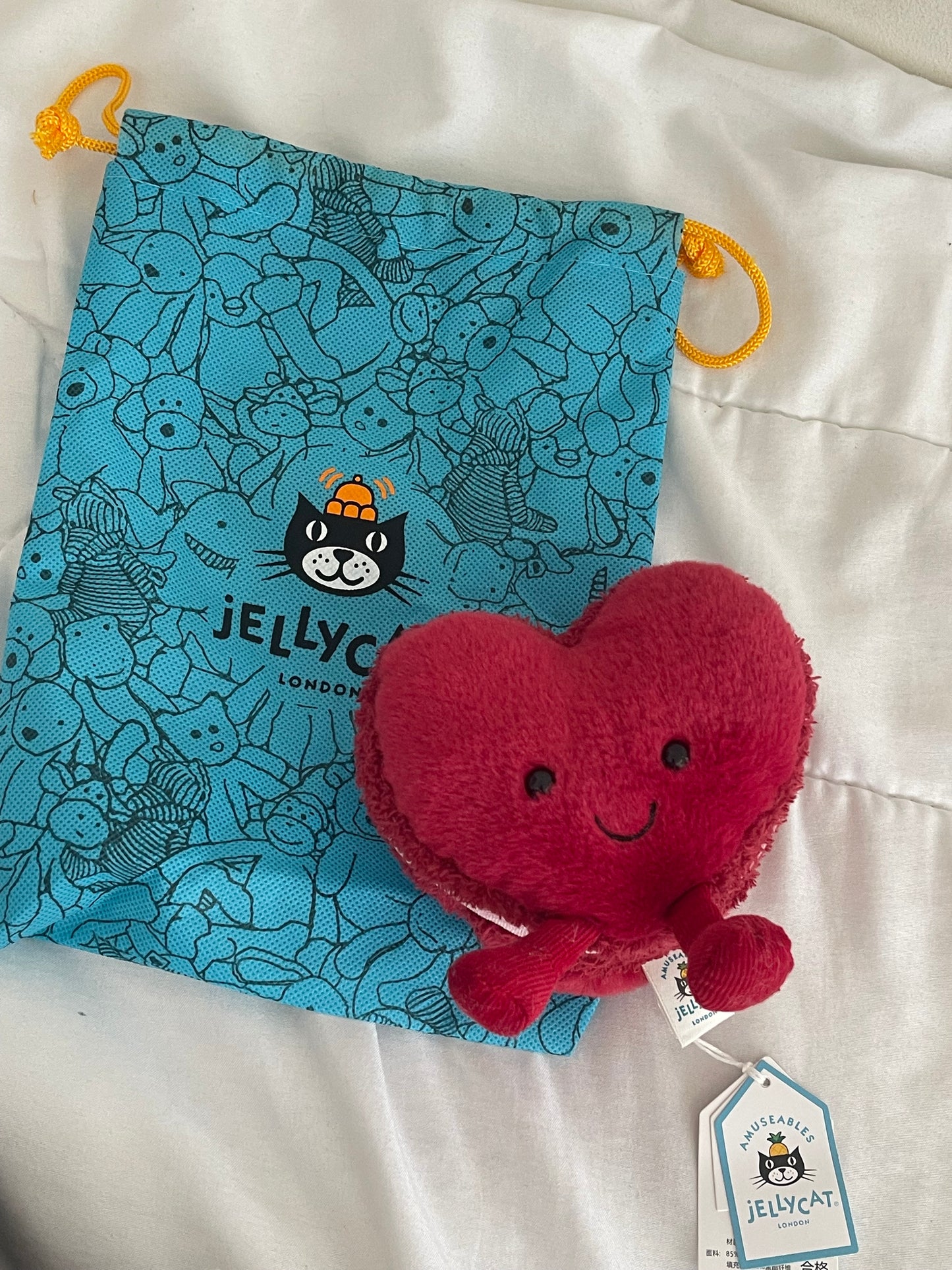 heart macaron jellycats
