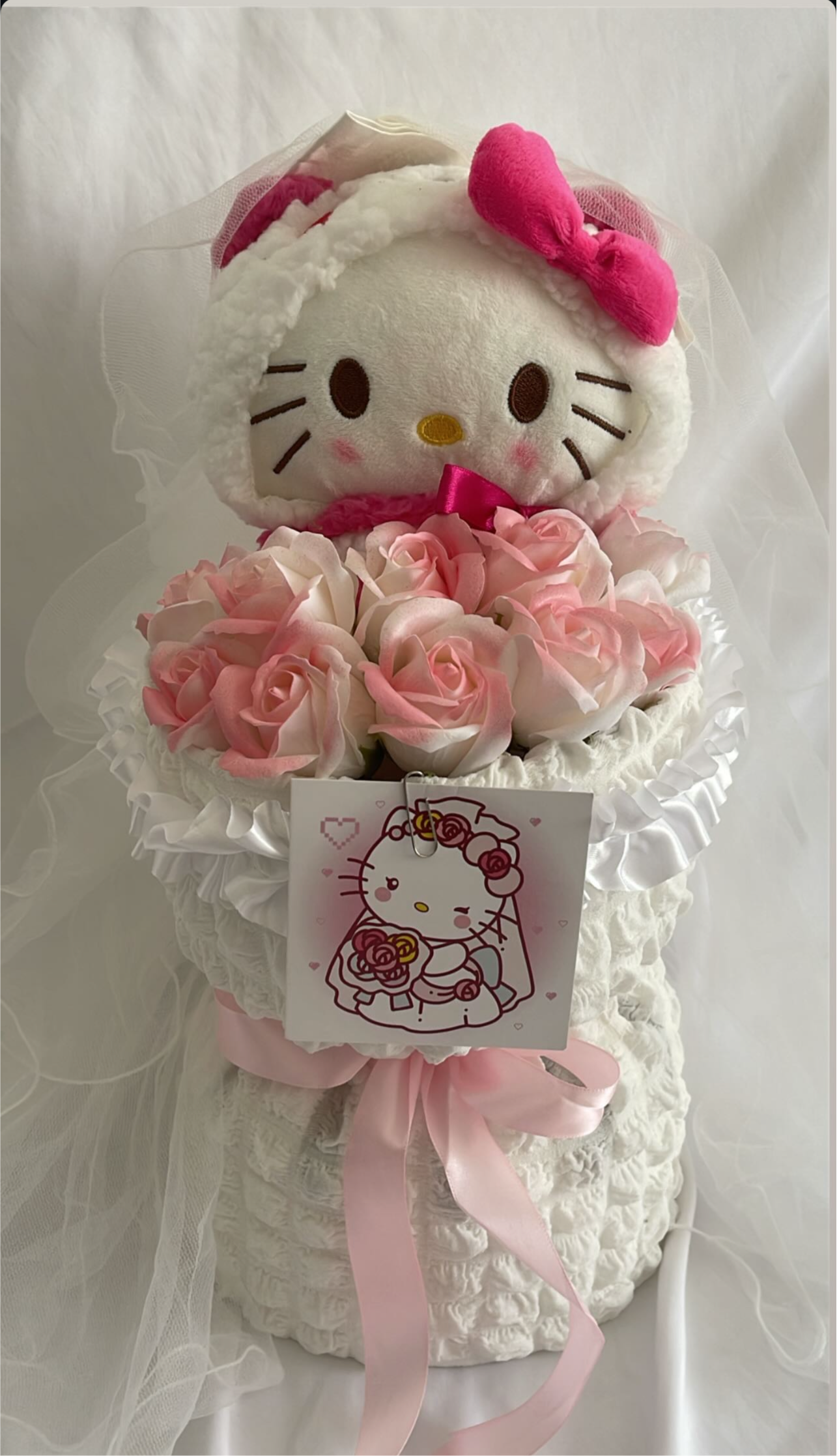 hello kitty bride bouquet