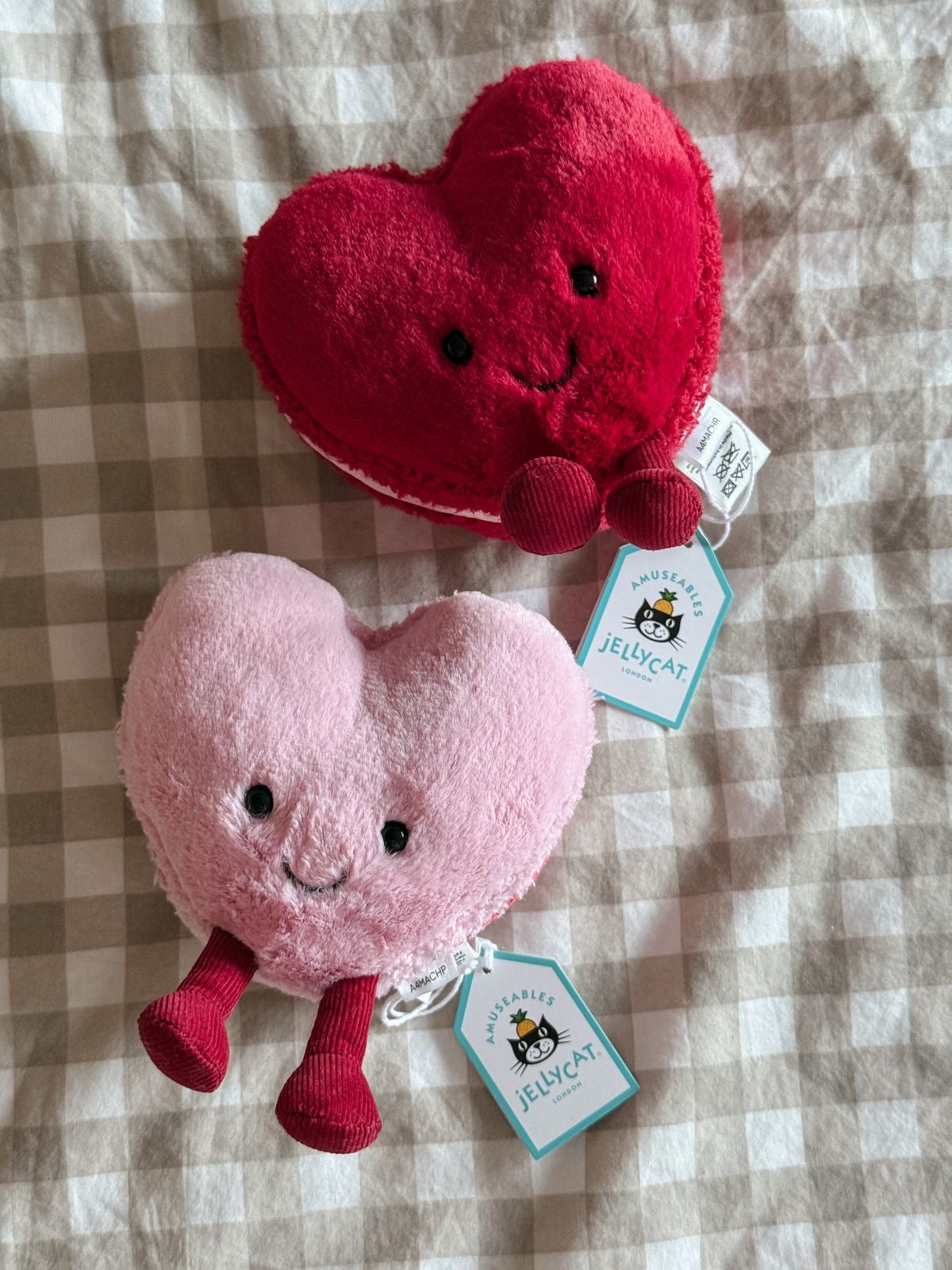 heart macaron jellycats